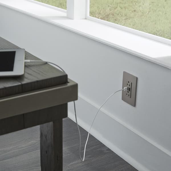 radiant 15 Amp 125 Volt Duplex Outlet with 3.1 Amp USB, Nickel