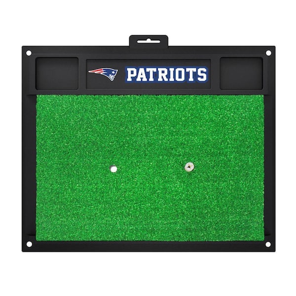 FANMATS NFL New England Patriots 17 in. x 20 in. Golf Hitting Mat