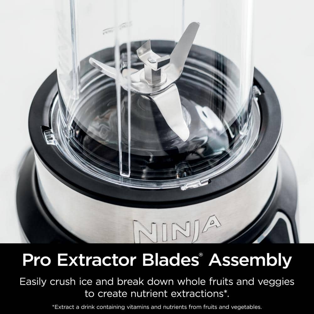 Cloud Silver 24-oz Digital Countertop Blender with Variable Speed