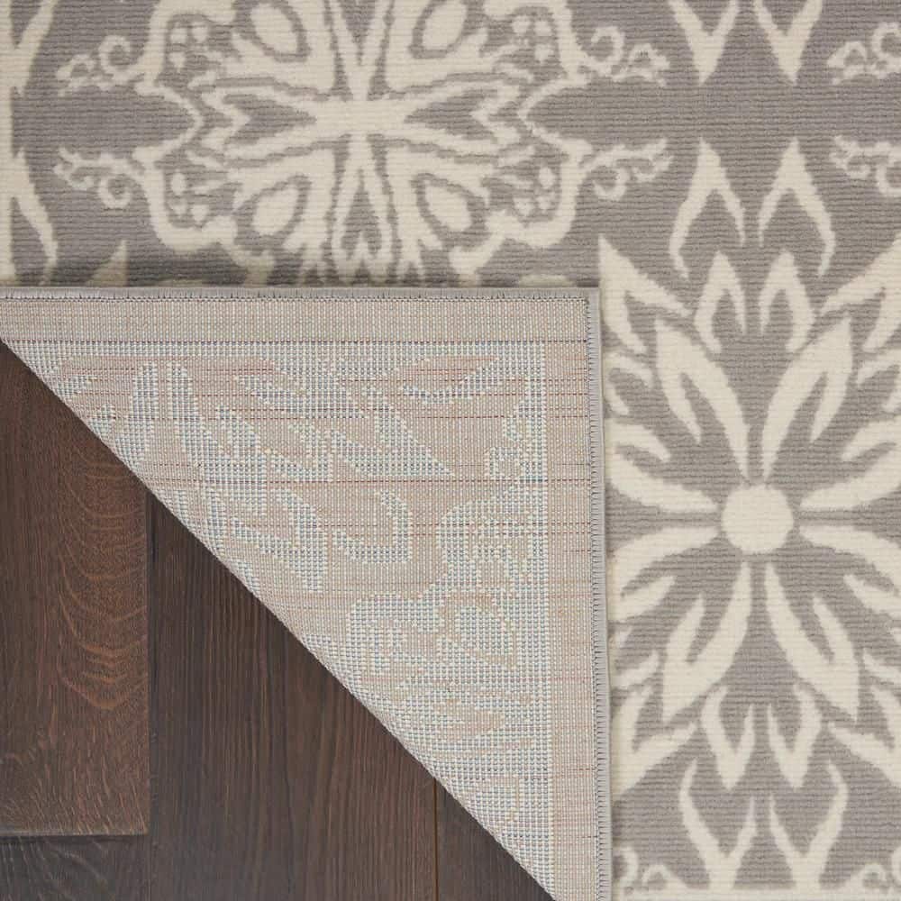Ivory and Grey Floral Synthetic 5' x 7' Area Rug