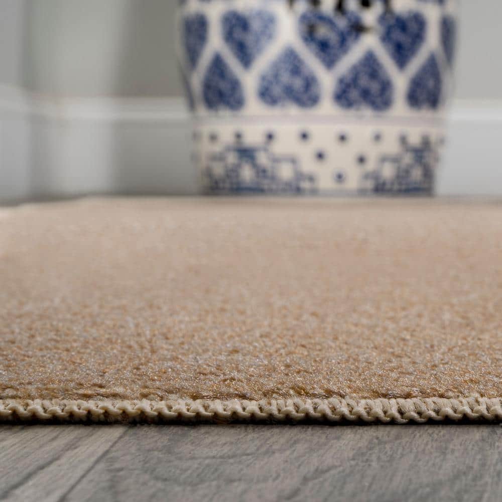 Brown Synthetic 4' x 6' Washable Reversible Area Rug