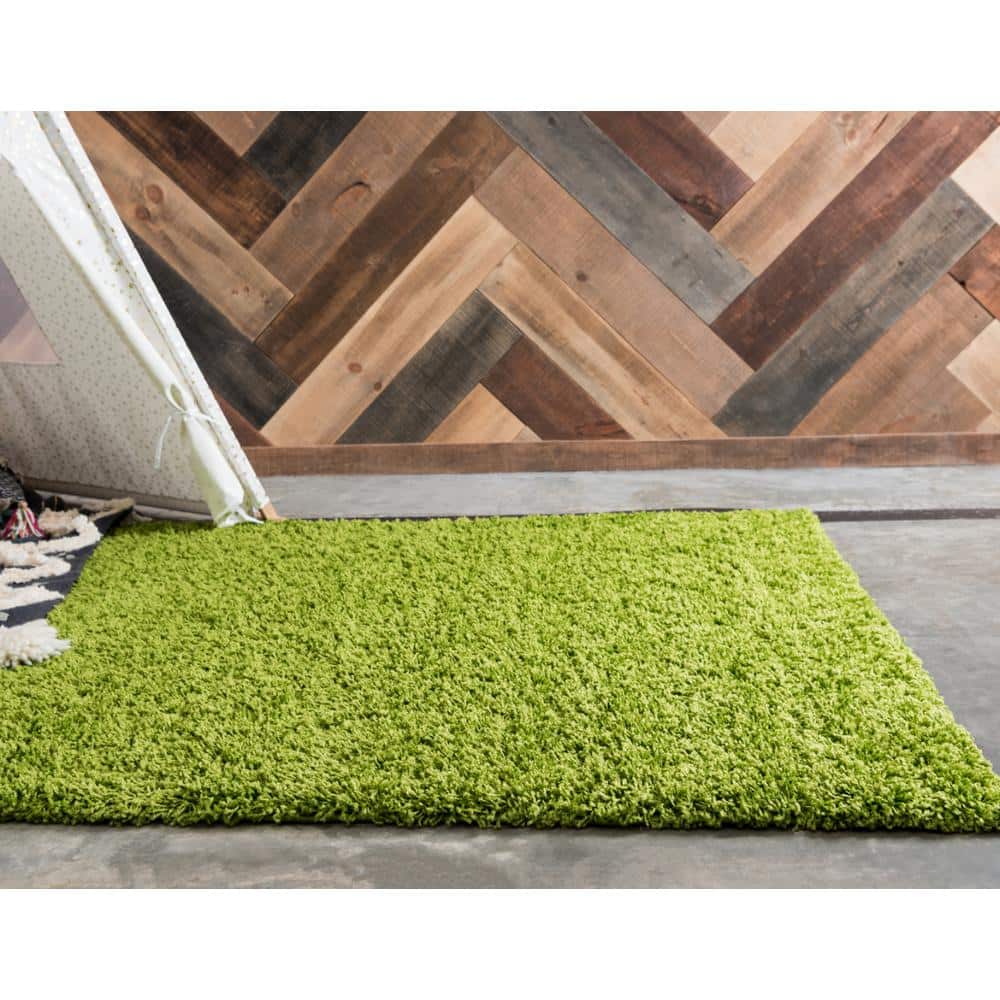 Handmade Green Synthetic Shag Kids' 4' x 6' Rug