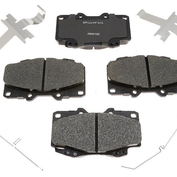 Raybestos Disc Brake Pad Set 1999-2004 Toyota Tacoma 2.4L 2.7L 3.4L