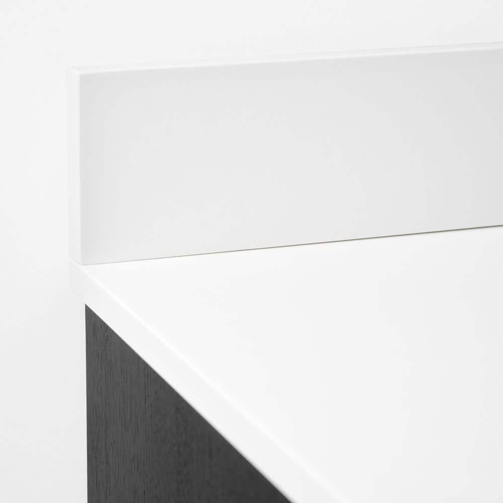 Turlington 24" Black Oak Vanity with White Quartz Top