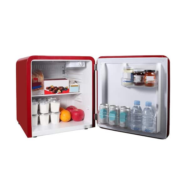 Magic Chef MCR16CHR 1.6-Cu. ft. Retro Mini Fridge with Manual Defrost, Red