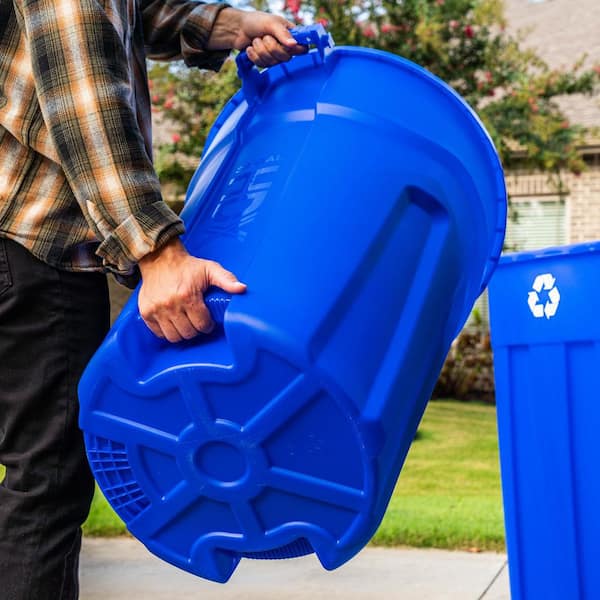 HDX 32 gal. Blue Heavy Duty Outdoor Recycling Trash Can with Domed