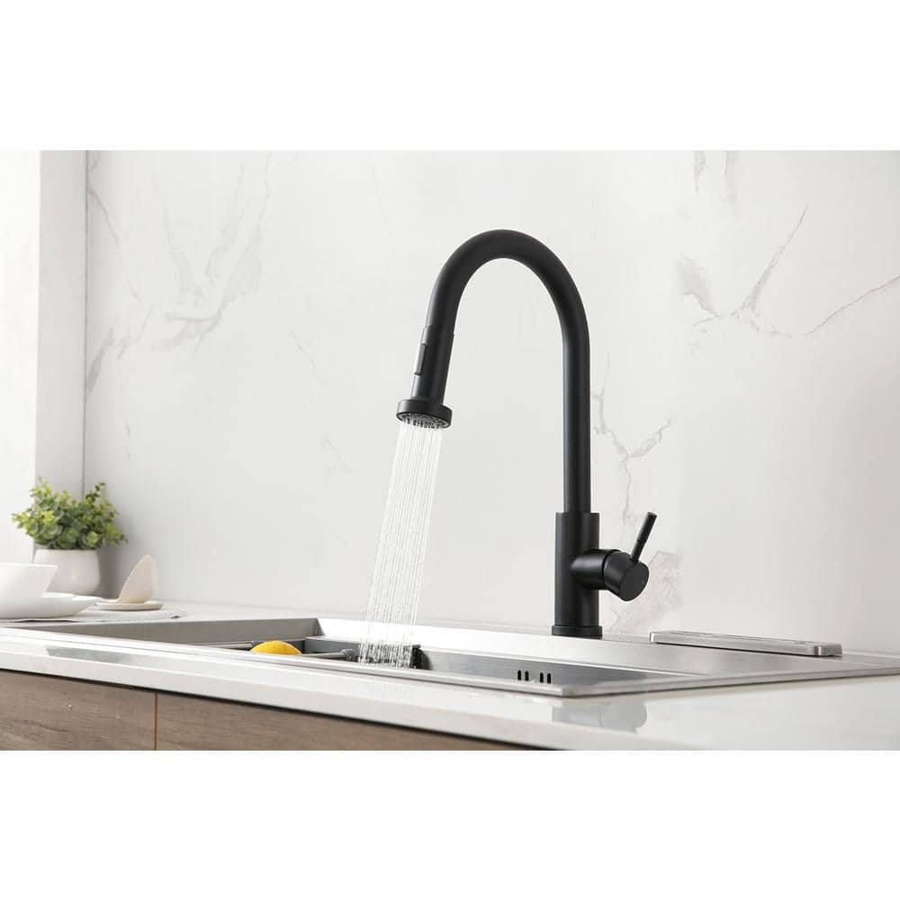 Single-Handle Pull Down Sprayer Kitchen Faucet Stainless Steel in Matte Black -  Maincraft, L80026MBT