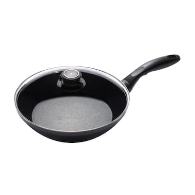 11 in. Induction Edge Stir Fry Pan with Lid