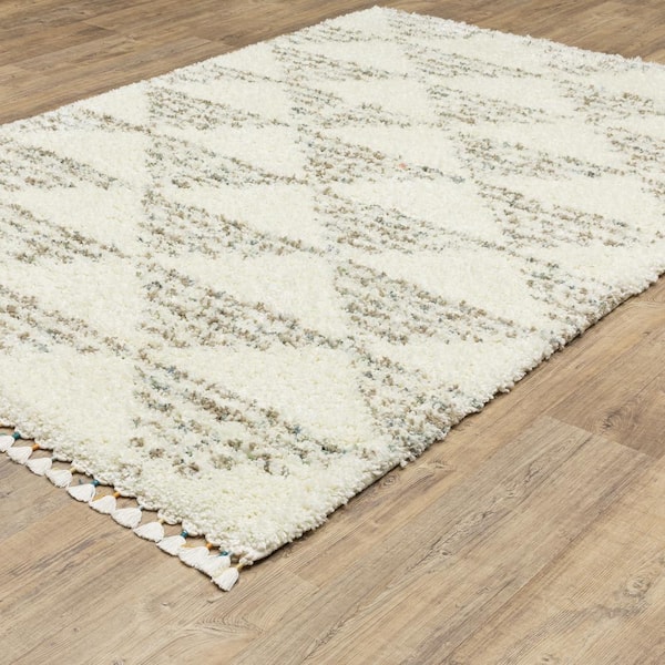 Avalon Ivory/Multi-Colored 4 ft. x 6 ft. Geometric Triangles Polypropylene Shag Tassel Indoor Area Rug