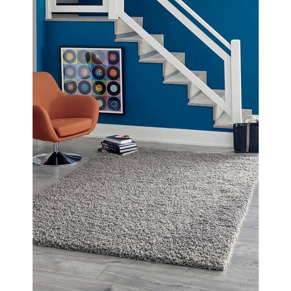 Unique Loom Solid Shag Cloud Gray 5 ft. x 8 ft. Area Rug