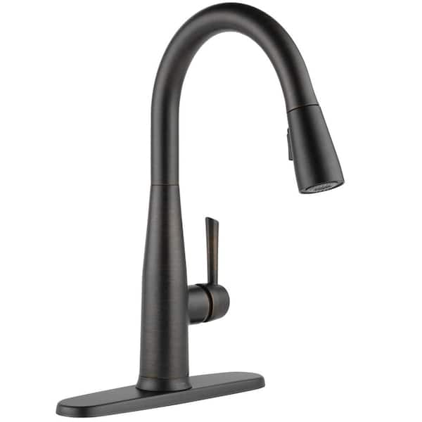 Delta Essa Touch2O Technology Single-Handle Pull-Down Sprayer Kitchen Faucet with MagnaTite Docking in Venetian Bronze