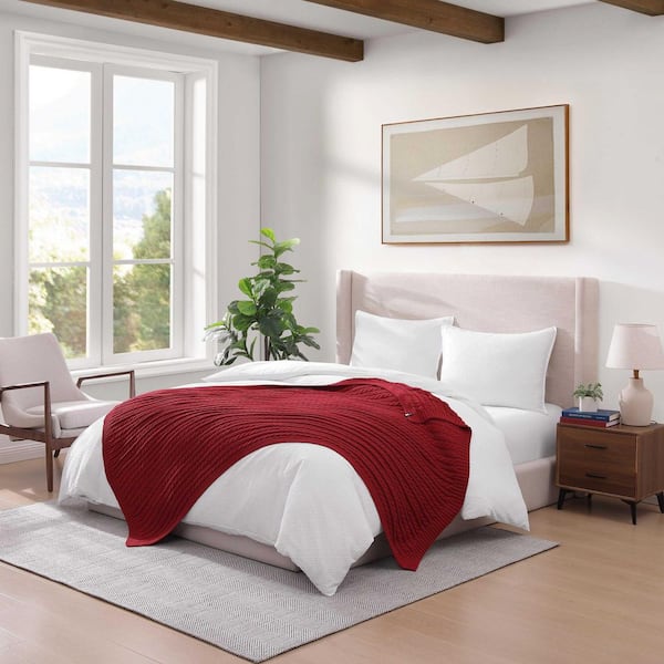 Hilfiger Cable Knit 1-Piece Navigator Red Cotton Blend Knit 50 x 70 Throw Blanket