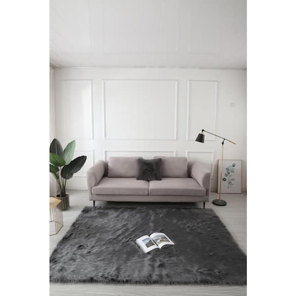 Amazing Rugs LSRGR5123-57 Cozy Collection Ultra Soft Fluffy Faux Fur Sheepskin Area Rug Gray