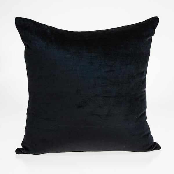 PARKLAND COLLECTION Spano Black Solid Throw Pillow 18" x 18"