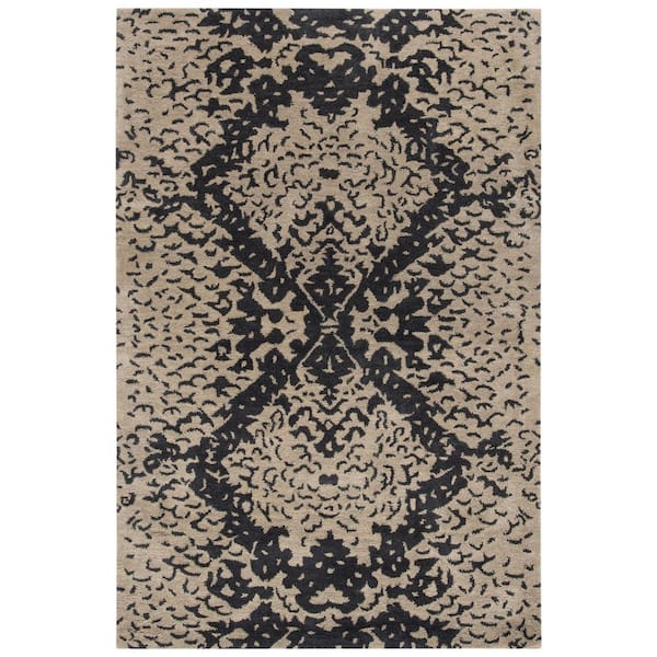 Wyndham 4 ft. x 6 ft. Gray/Black Distressed Geometric Area Rug