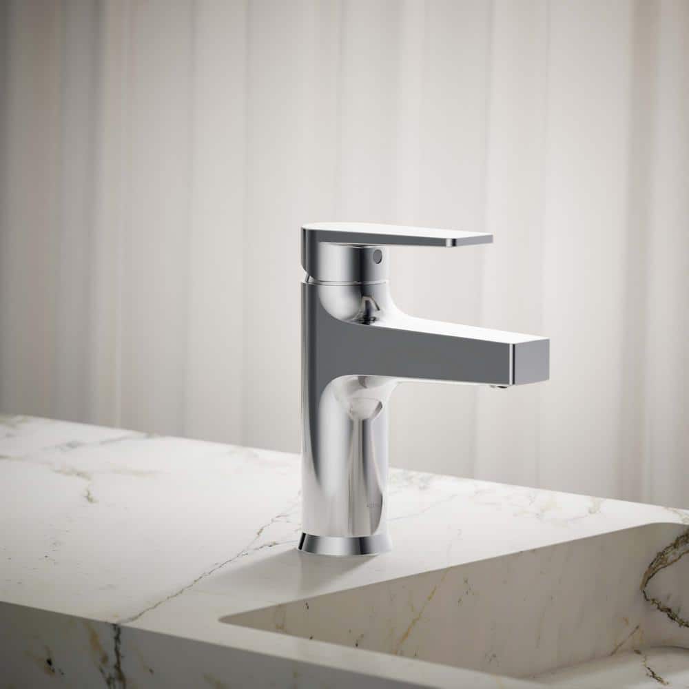 Polished Chrome Single-Handle Bathroom Sink Faucet