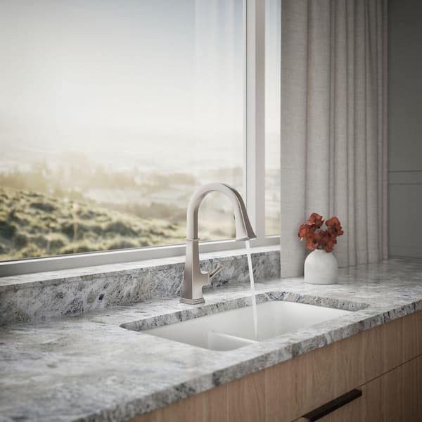 KOHLER Riff Single Handle Pull Down Sprayer Kitchen Faucet in