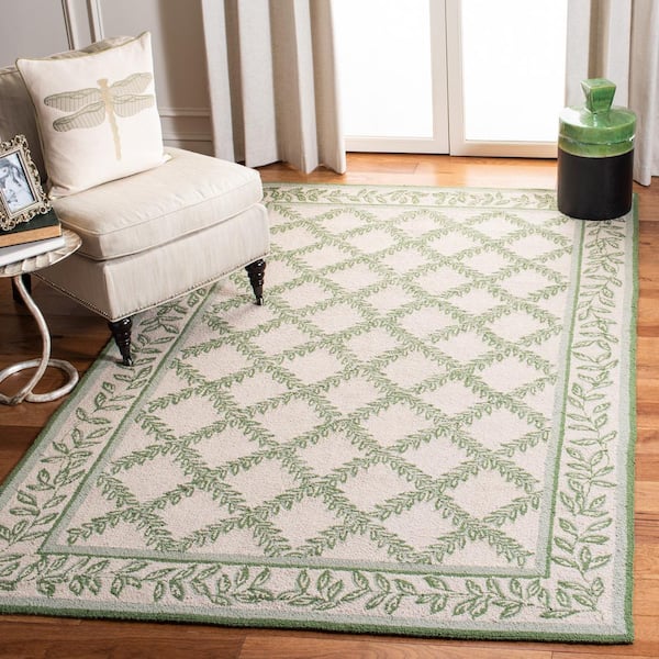 Chelsea Ivory/Light Green 5 ft. x 8 ft. Border Area Rug