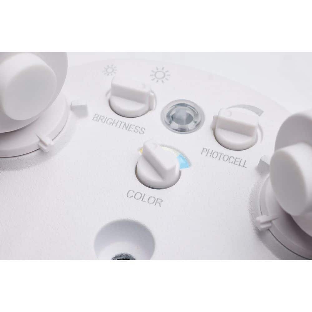 White Dual Head LED Security Flood Light with Adjustable Brightness