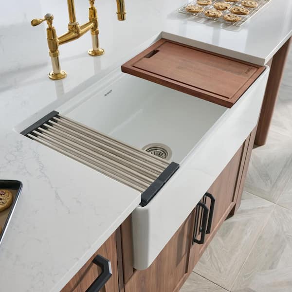 Fiore 33 in. Apron-Front Farmhouse Single Bowl Fireclay Workstation Kitchen Sink in White