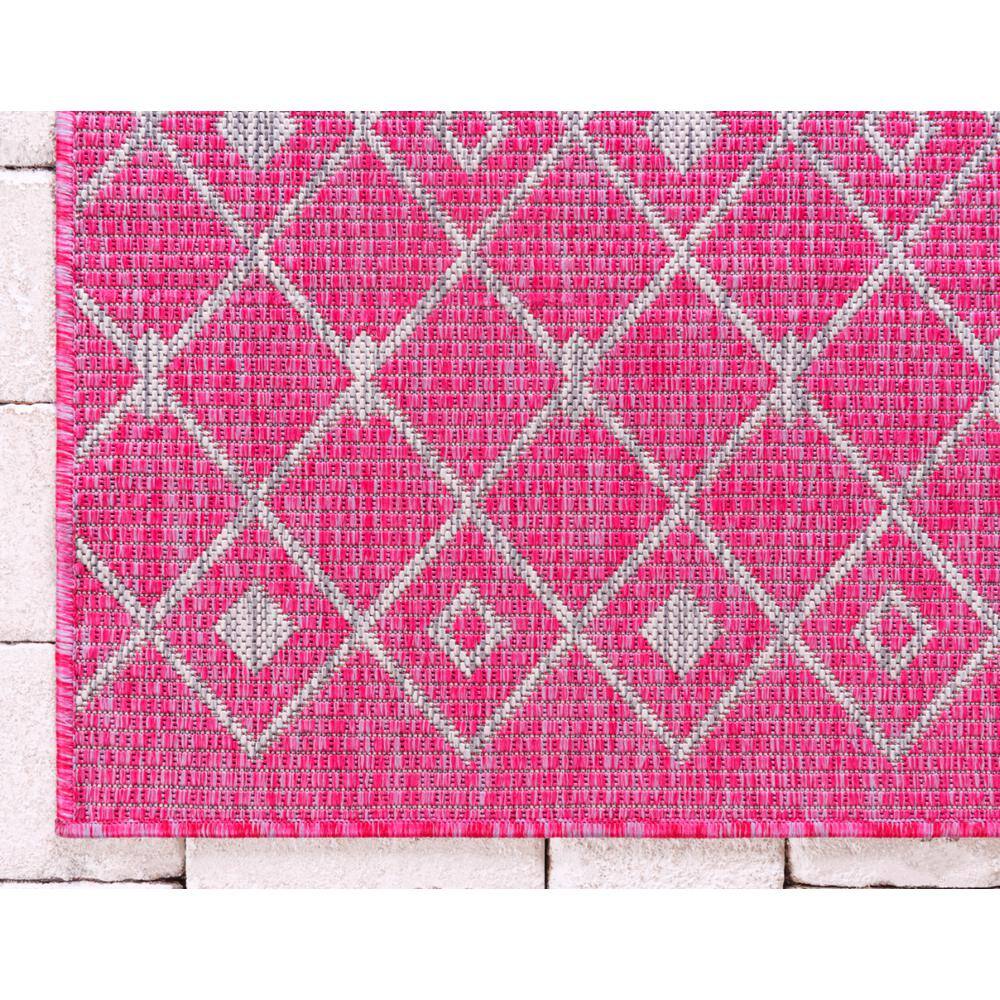 Fuchsia and Beige Synthetic Outdoor Trellis Rug