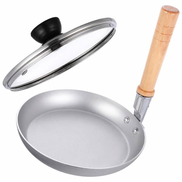 6.7 in. Uncoated Japanese Oyakodon Egg Pan with Lid and Vertical Handle for Gas Stovetop Cooking