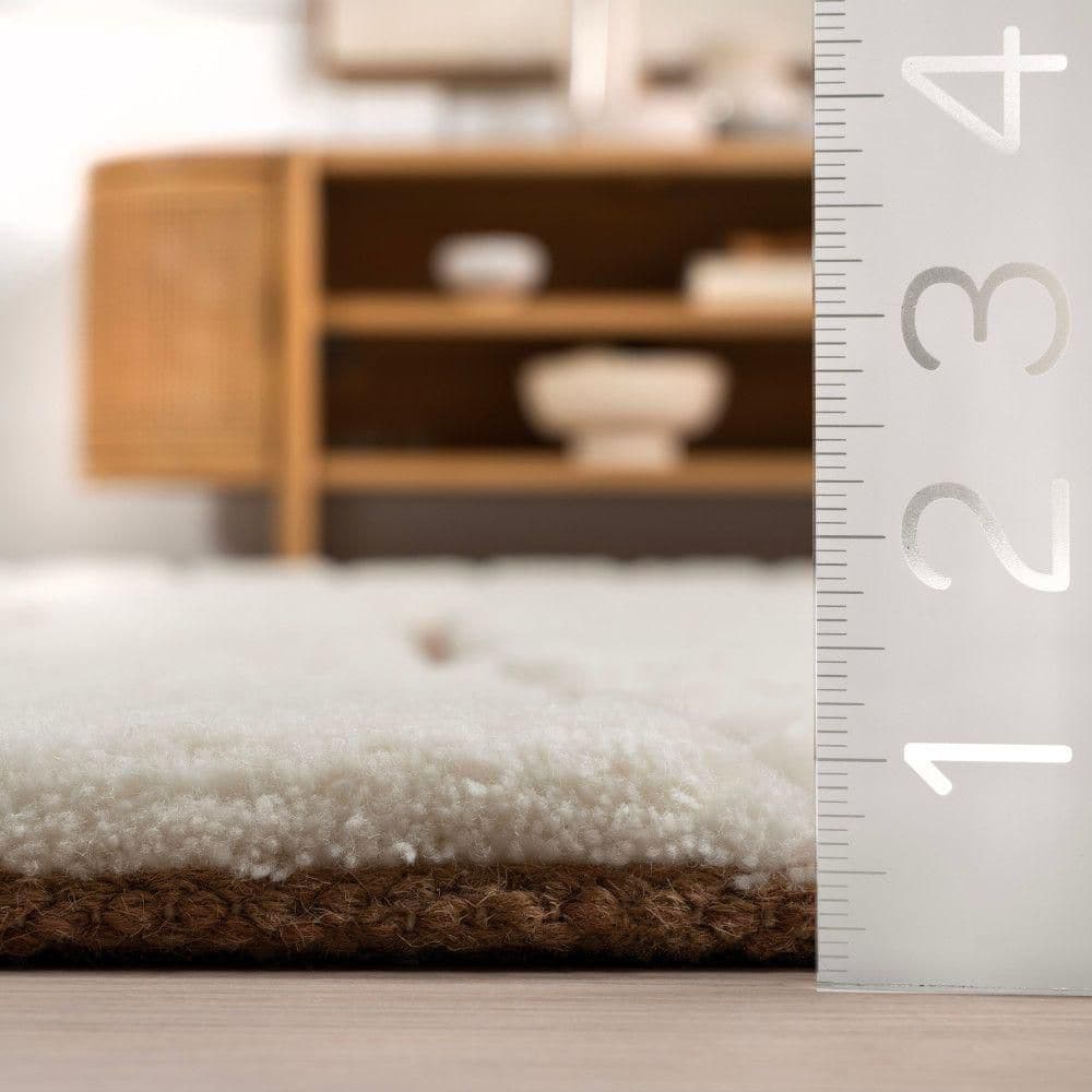 Cream Abstract Handmade Wool 4' x 6' Area Rug