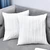 outdoor-throw-pillows-b07wp97y1y-c3.1