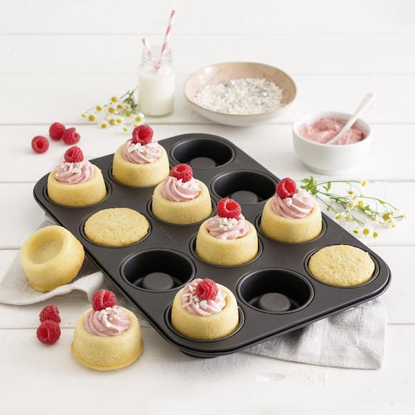 MT Products Plastic Jumbo Hinged Individual Cupcake Containers - Pack of 15
