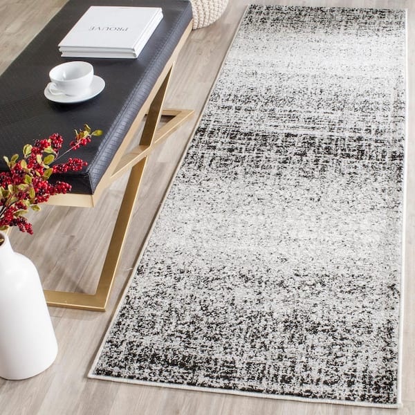 Adirondack Silver/Black 3 ft. x 6 ft. Solid Gradient Runner Rug
