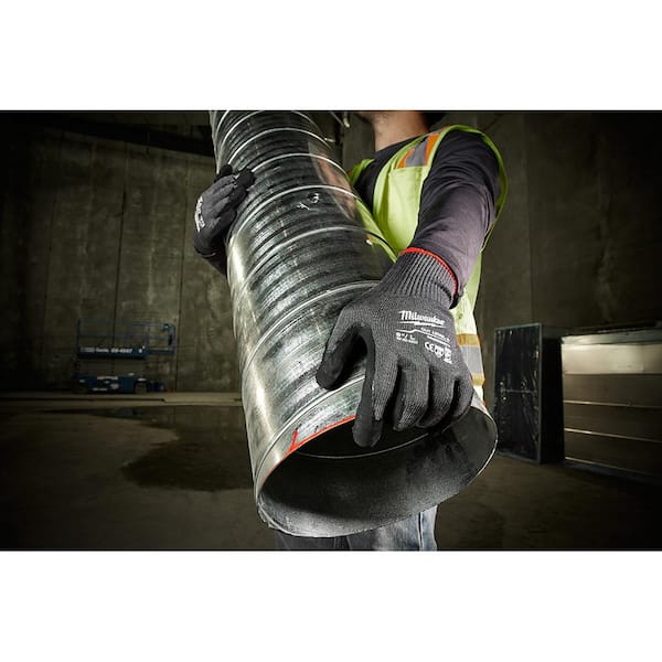 https://images.thdstatic.com/productImages/76525687-3fa0-40f8-a5e9-4dcd2533aa5f/svn/milwaukee-work-gloves-48-22-8952-a0_600.jpg