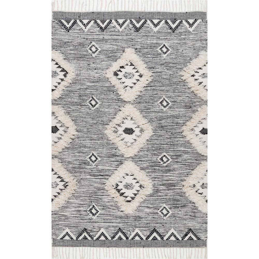 Handmade Braided Tassel Black Wool Shag Area Rug, 2' x 3'