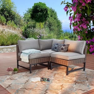 Right-Angle 3-Piece Wicker Patio Conversation Seating Set with Gray Cushions