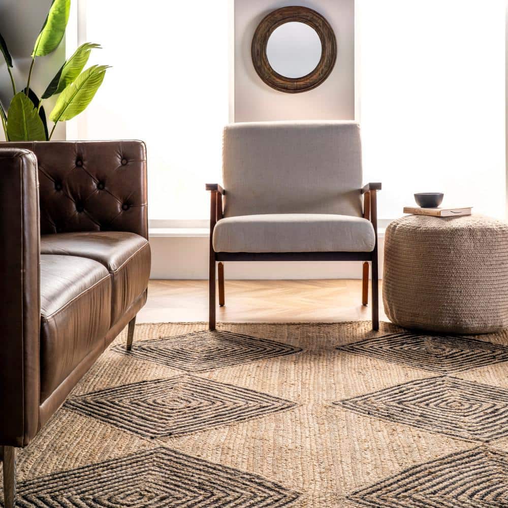 Axel Diamond Jute 5' x 8' Black and Natural Area Rug
