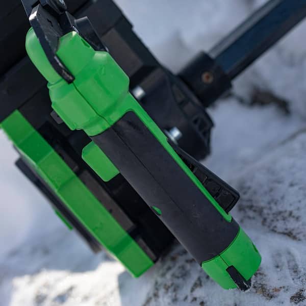 Ion Alpha Poly Ice Auger 10