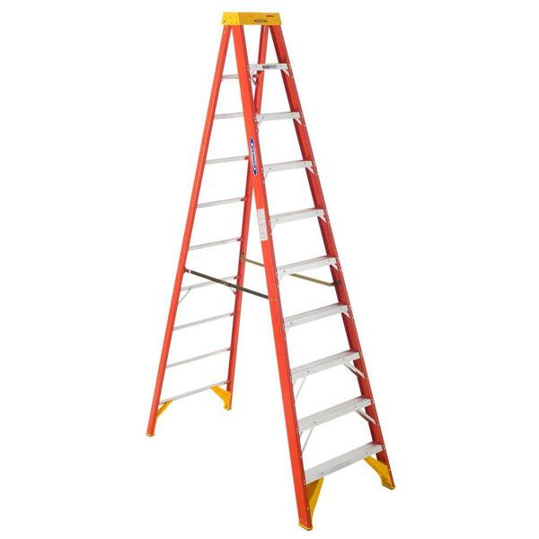 Werner 10 ft. Fiberglass Step Ladder with Shelf 300 lb. Load Capacity Type IA Duty Rating