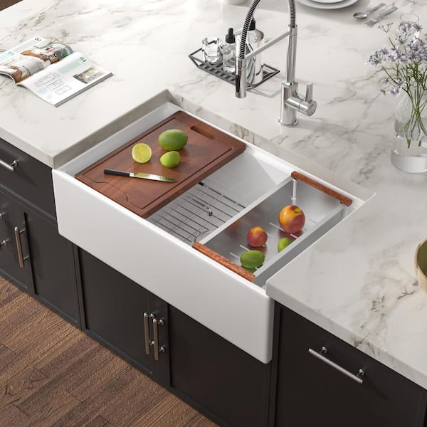 Siavonce Workstation 32 in. L x 19 in. W Undermount Kitchen