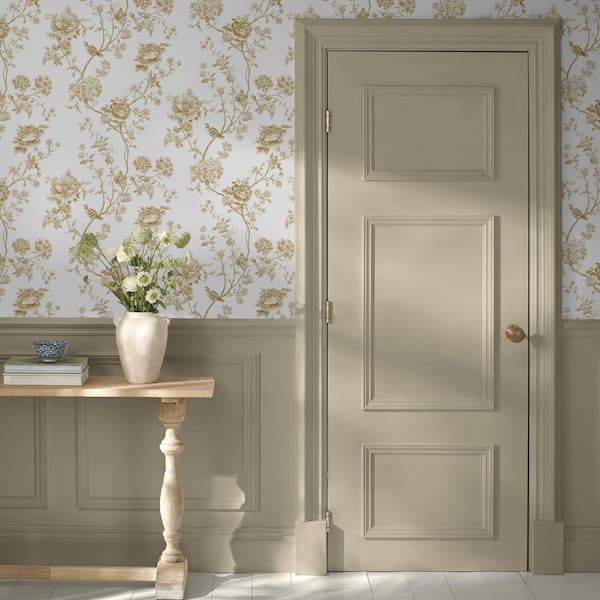 Floral Vine Antique Gold Wallpaper Sample