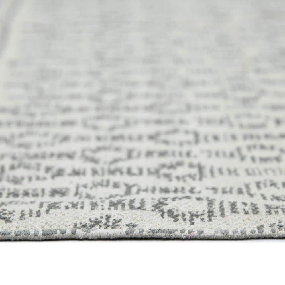 Gray Geometric Handmade Cotton Rectangular Rug 2' x 3'