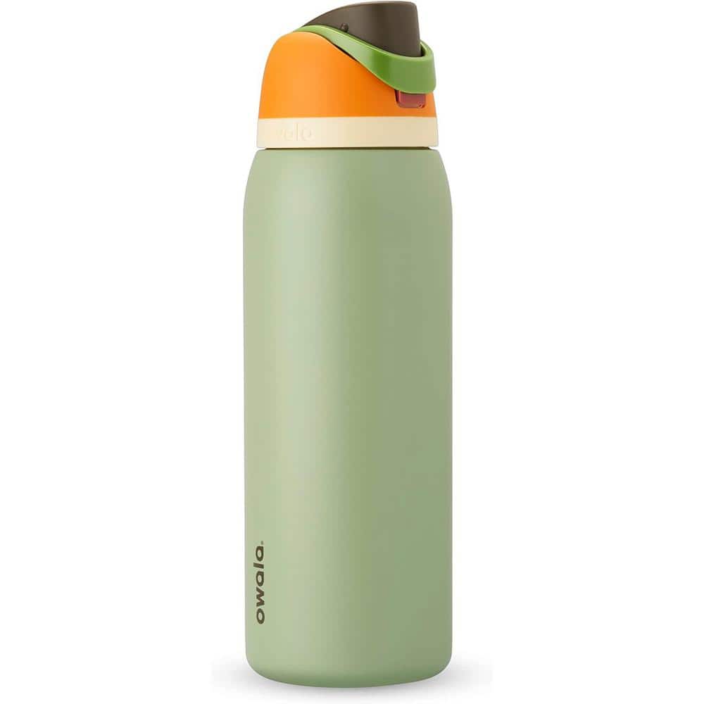 Owala FreeSip Insulated Stainless Steel Water Bottle with Straw, BPA-Free  Sports Water Bottle, Great for Travel, 32 Oz, Shy Marshmallow