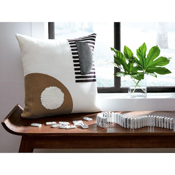 Signature DESIGN BY ASHLEY Longsum White/Black/Brown Abstract Polyester 20 in. X 20 in. Throw Pillow (Set of 4)