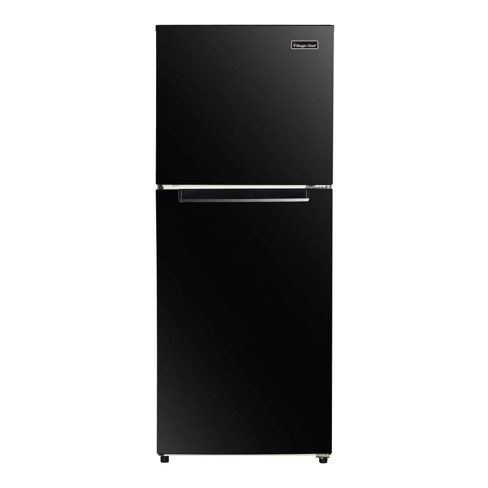 https://images.thdstatic.com/productImages/76b42dda-39ea-4e33-b3d3-ae1d66f02650/svn/black-magic-chef-top-freezer-refrigerators-hmdr1000be-64_1000.jpg