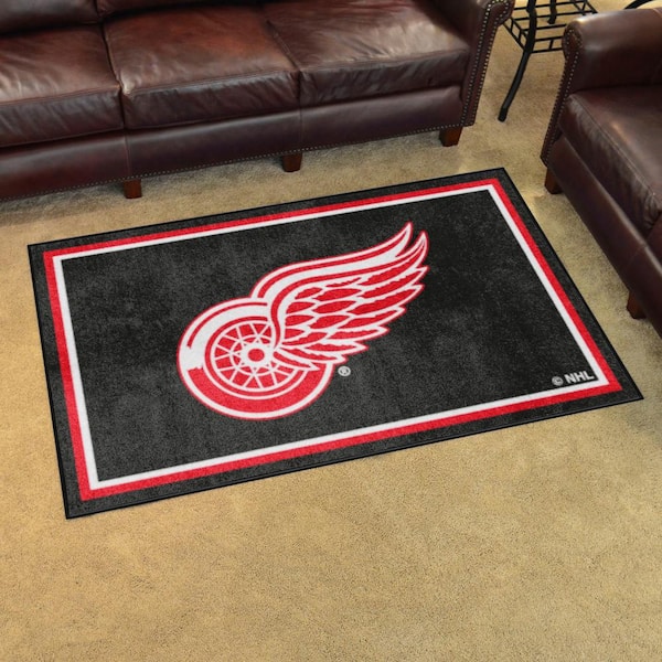 Detroit Red Wings Black 4 ft. x 6 ft. Plush Area Rug