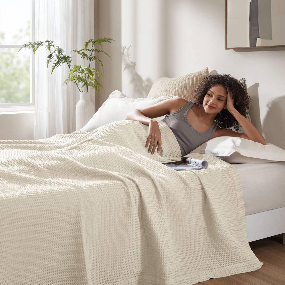Ivory Waffle Weave Breathable Cotton Full/Queen Blanket