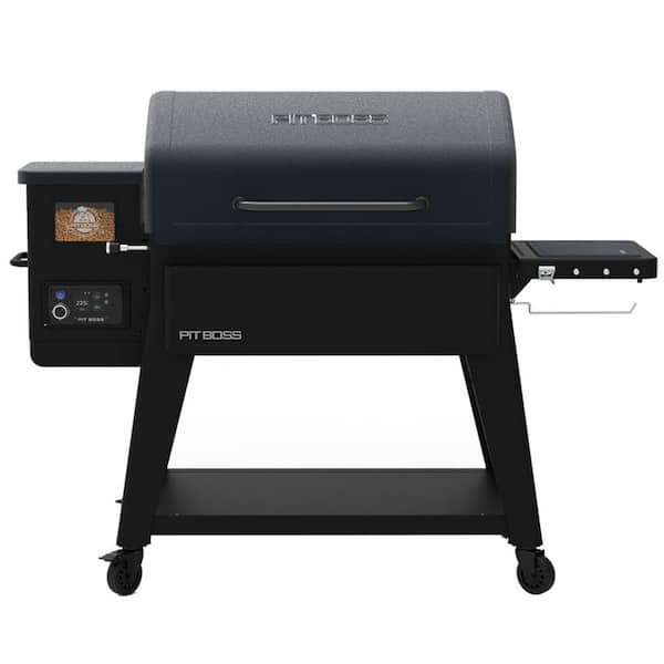1600 Navigator Series Wood Pellet Grill in Black