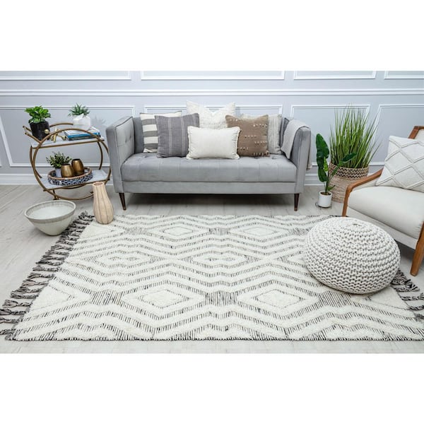 Cream Almodine 2 X 3ft. Indoor Area Rug