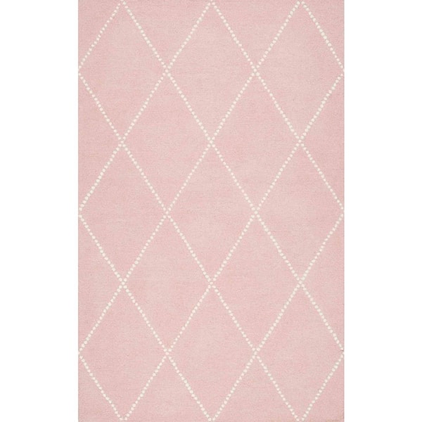 nuLOOM Dotted Diamond Trellis Baby Pink 4 ft. x 6 ft. Area Rug