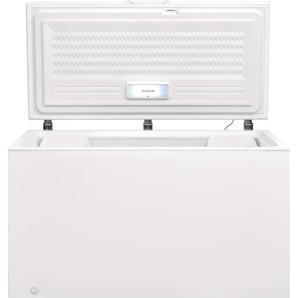 Frigidaire 14.8 cu. ft. Manual Defrost Chest Freezer with LED Light  FFCL1542AW - The Home Depot