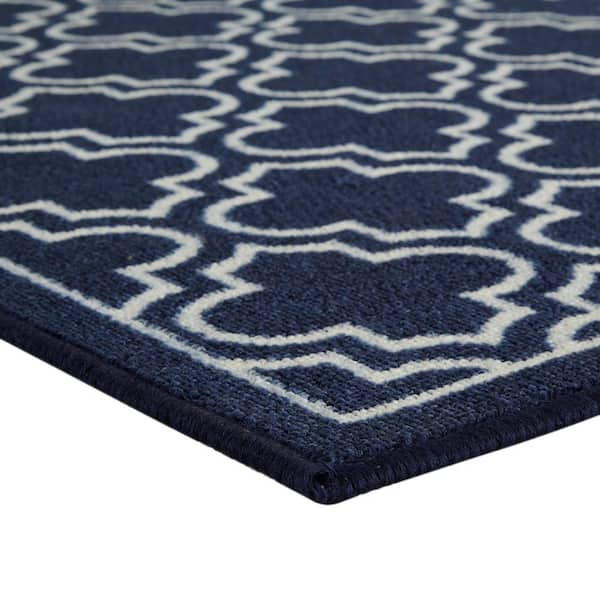 TrafficMaster Trellis Grey 2 ft. 6 in. x 4 ft. Accent Rug MT1004725 - The  Home Depot