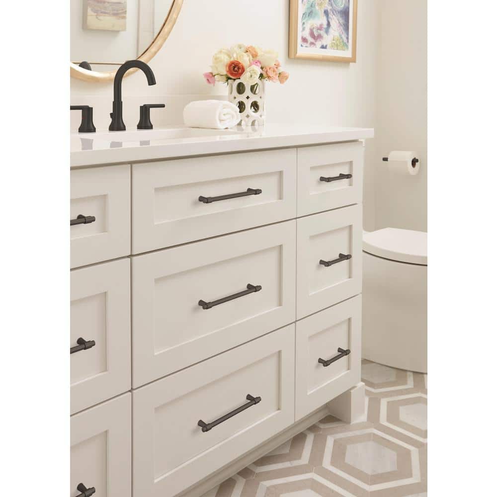 Matte Black Steel Modern Cabinet Bar Pull with Mounting Hardware